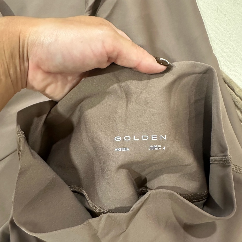 Aritzia Glossform Taupe Leggings